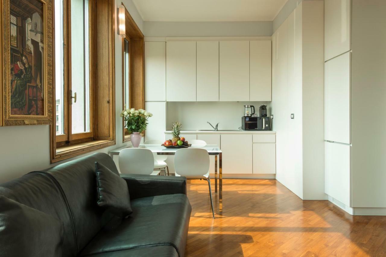 Bnbutler - Duomo Apartment - Galleria Unione Milano Exteriör bild