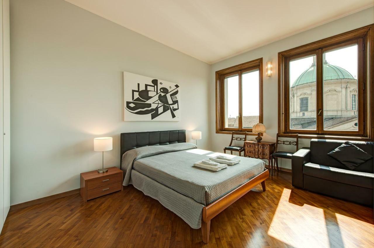 Bnbutler - Duomo Apartment - Galleria Unione Milano Exteriör bild